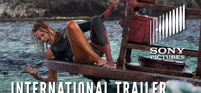 "The Shallows": Blake Lively całkiem jak w "szczękach". PIERWSZY ZWIASTUN