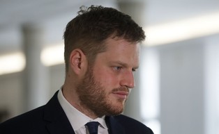 Co się stanie z niewykorzystanymi pieniędzmi z kart prepaid? Cieszyński wyjaśnia w rozmowie z DGP