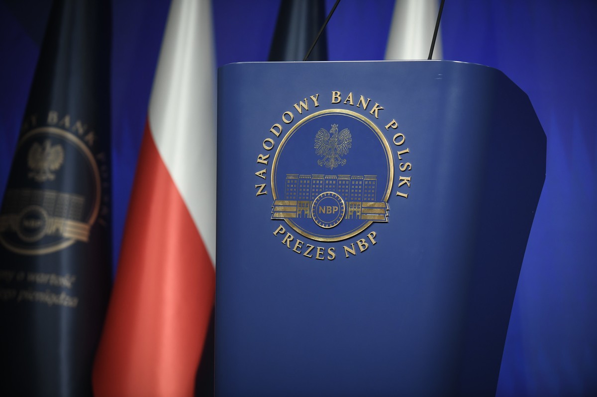 Przez miesiąc stopy procentowe się nie zmieniły, a mogły. W nieoczekiwanym kierunku