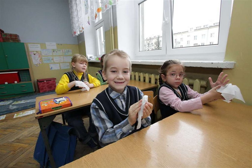 Łódź. Walczą z grypą chusteczkami