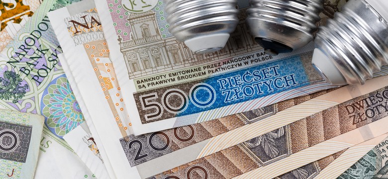 Kilkaset złotych od ZUS na rachunki. Komu przysługuje bon energetyczny?
