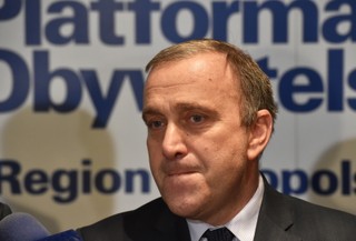 Schetyna: Prezydent idzie złą drogą, która może go zaprowadzić przed Trybunał Stanu