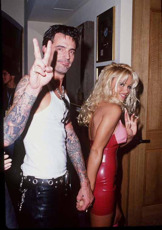 Tommy Lee i Pamela Anderson w 1995 r.