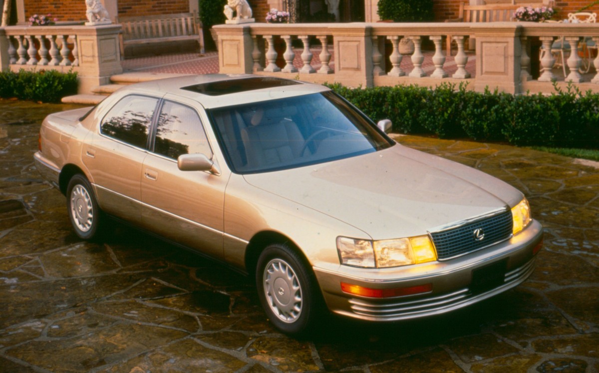 Lexus LS: od niego zaczęła się historia marki