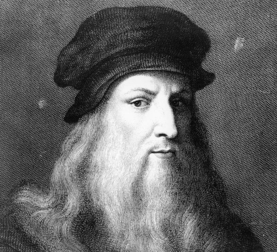 Leonardo Da Vinci zaprojektował wiele urządzeń, jak na przykład machiny wojenne.