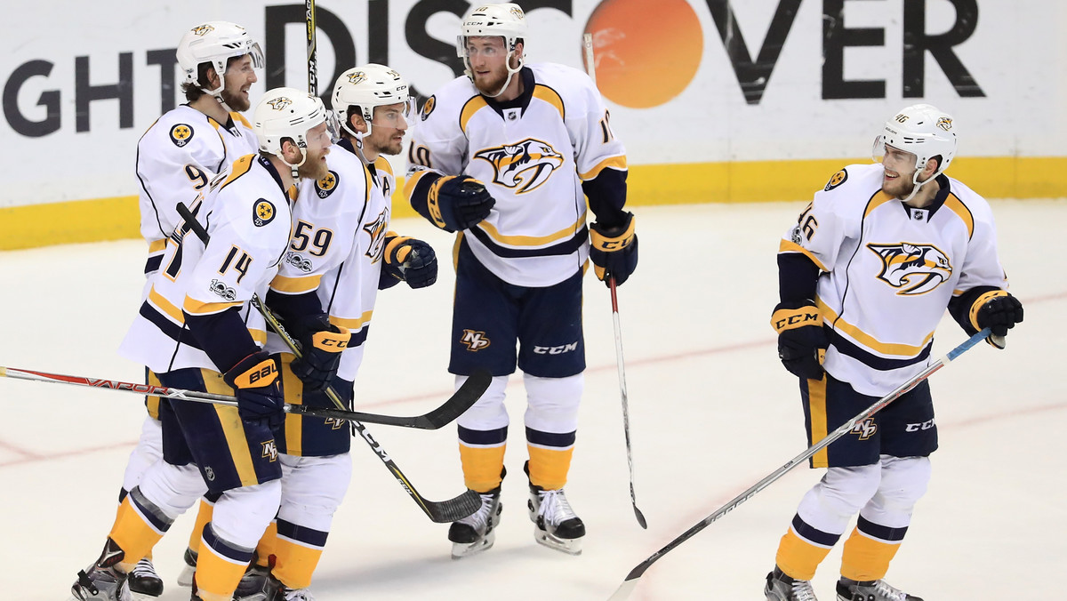 Nashville Predators wygrali 3:1 z Anaheim Ducks na ich terenie w Kalifornii. Po pięciu meczach finału Konferencji Zachodniej stan rywalizacji wynosi 3-2 dla Drapieżników.