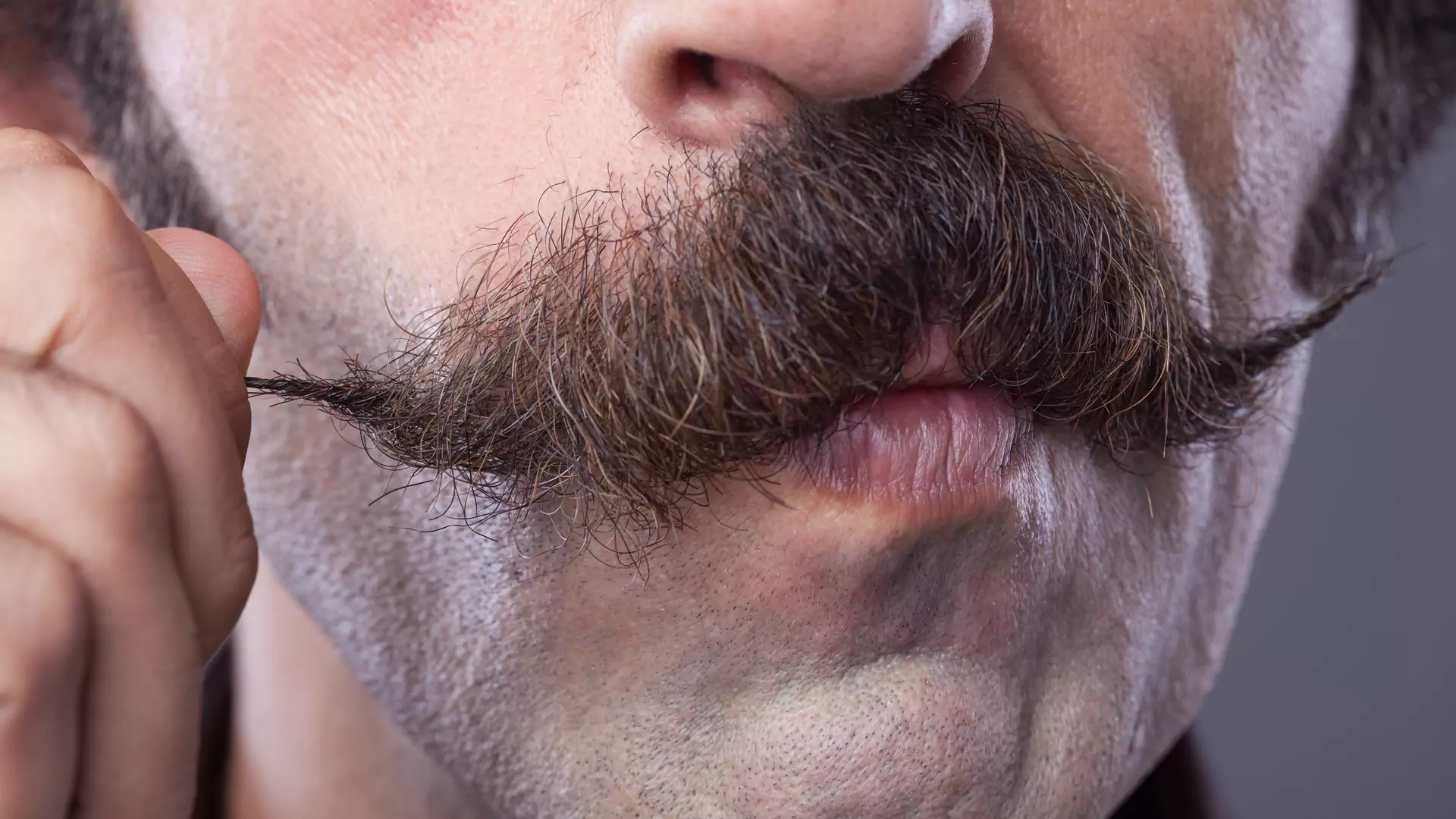Co oznacza "Movember"? Ważną rolę odgrywają wąsy