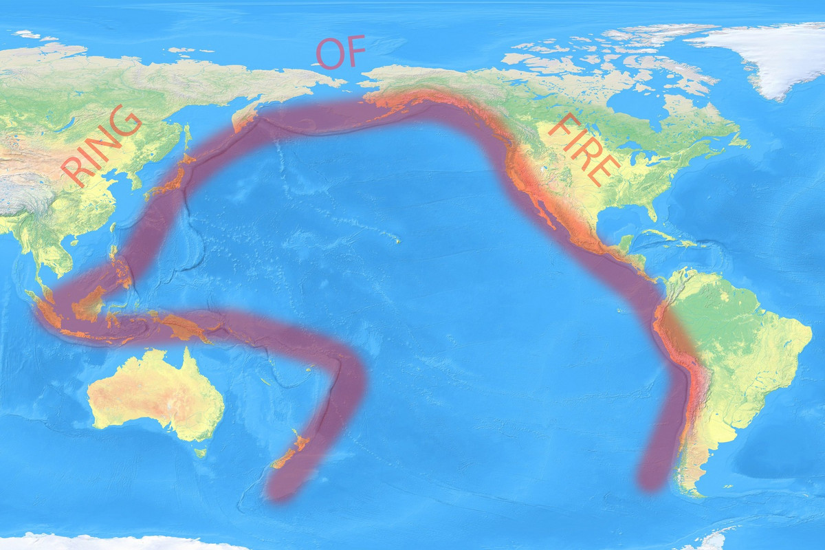 Тихоокеанское огненное кольцо на контурной. Тихоокеанское вулканическое огненное кольцо. Тихоокеанское вулканическое огненное кольцо на карте. Перуанский желоб на карте. Тихоокеанское вулканическое огненное кольцо на карте полушарий.