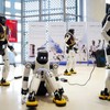 Aleksandar Vučić na prezentaciji robota kompanije AGIBOT