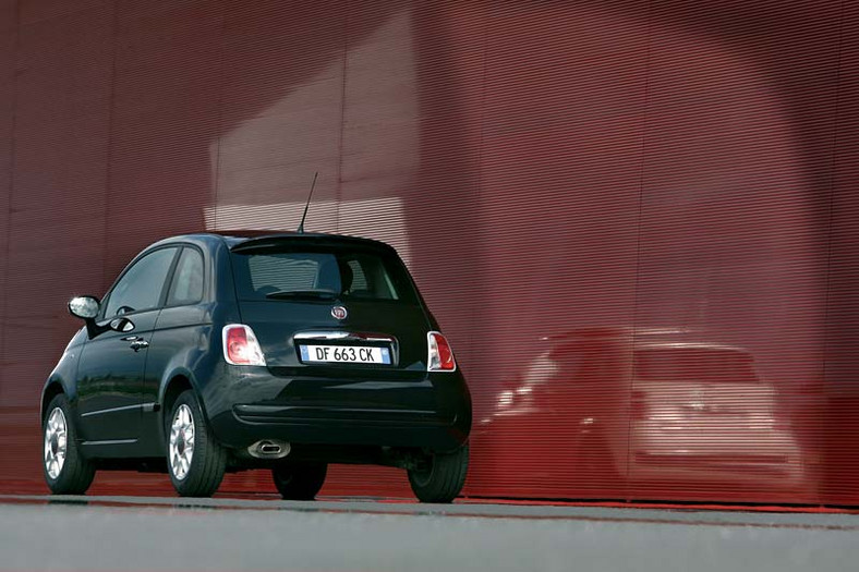 Nowy Fiat 500: Znamy już szczegółowe dane. Cena 9,5 tys. euro (fotogaleria)