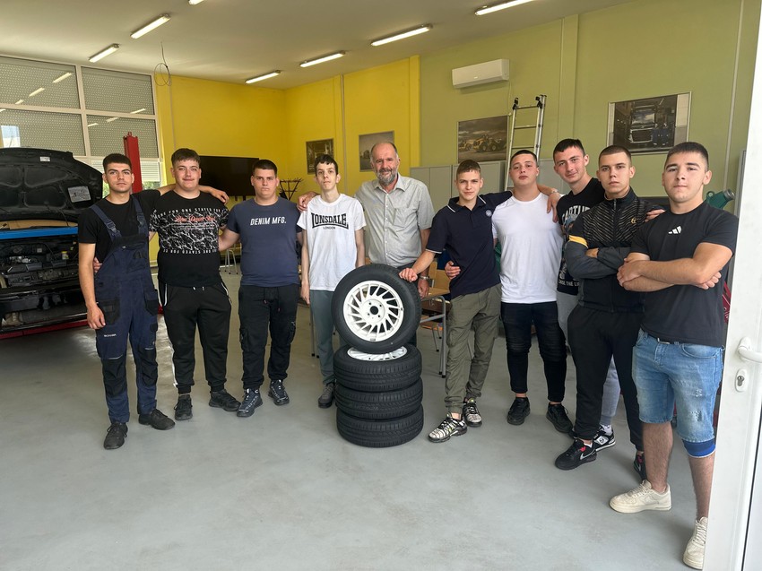 Zoran Mišić profesor mašinske struke predmeta iz Čačka