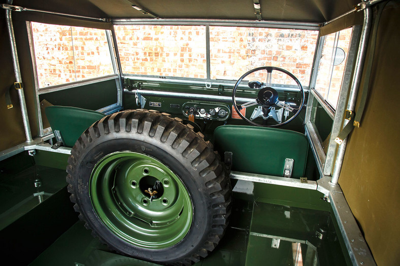 Techno Classica Essen 2016: Land Rover Series 1 dla koneserów