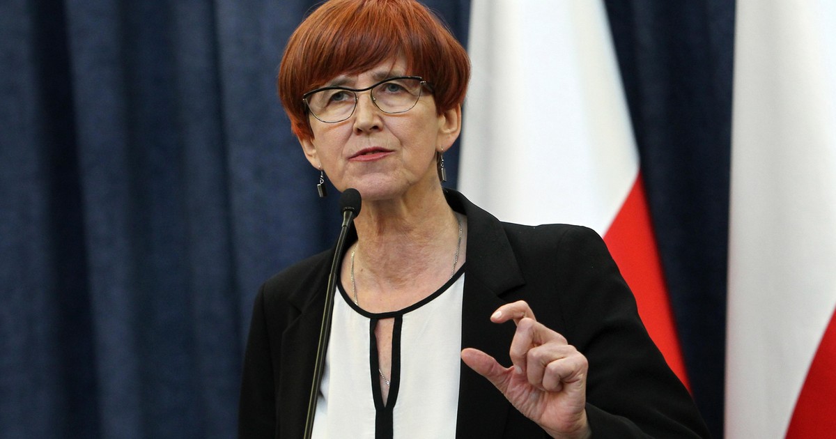 Czy pensje kobiet powinny być wyższe? Rafalska odpowiada