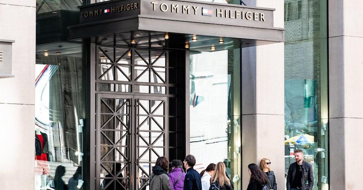 Tommy Hilfiger joins Calvin Klein, Lord & Taylor, and Gap in closing a  major flagship store in New York