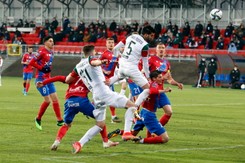 Zwycięski powrót piłkarzy Rakowa na stadion w Częstochowie