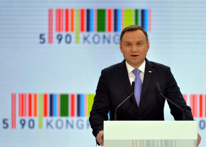 Prezydent Andrzej Duda uczestniczy w Kongresie 590 w podrzeszowskiej Jasionce