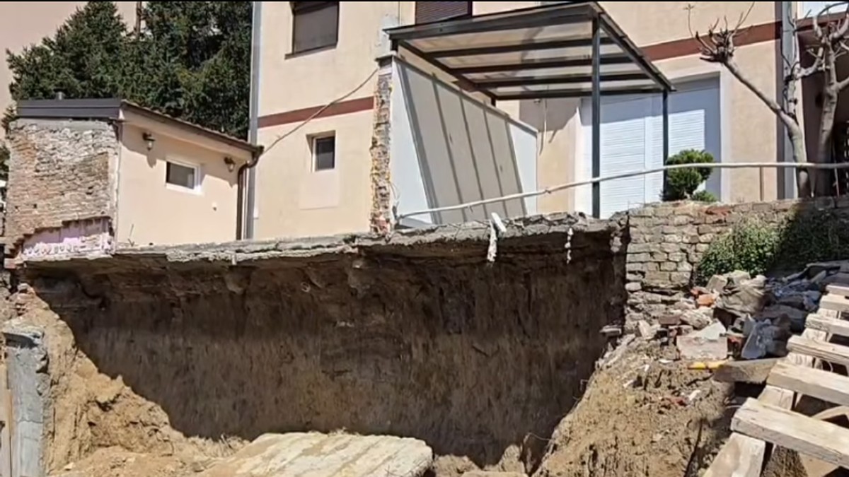 Objekat preti da se uruši