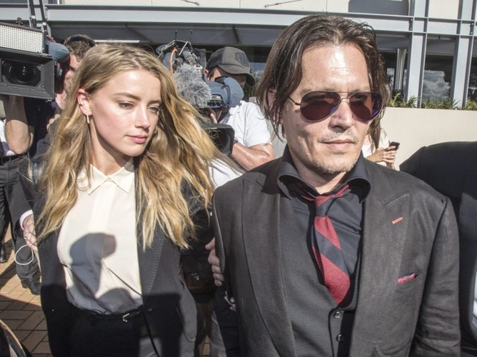 Amber Heard i Johnny Depp