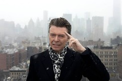 David Bowie milczy, ale przyjaciel się wygadał. WSZYSTKO O NOWEJ PŁYCIE '★' ('Blackstar)