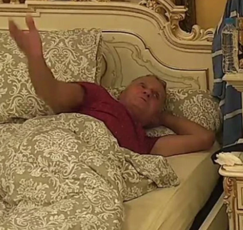 Milojko završio u krevetu