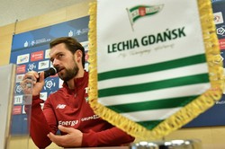Trener Lechii: W polskiej lidze można przegrać i wygrać z każdym
