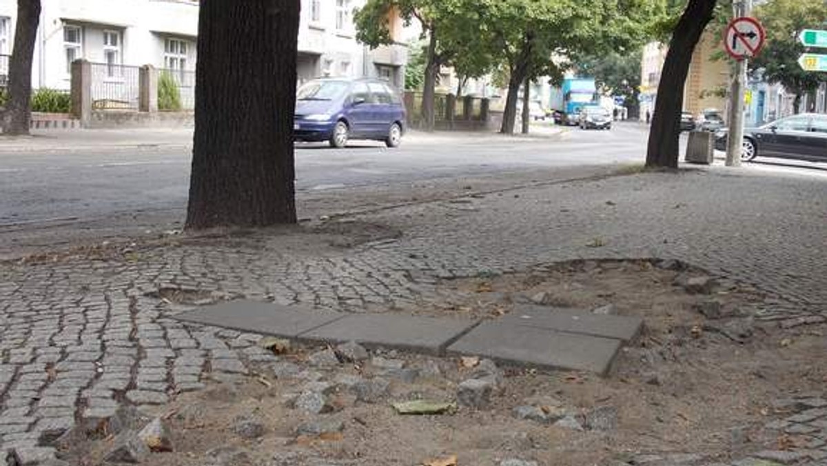 W nadchodzącym tygodniu w Gorzowie budowlani wezmą się za remont ul. Estkowskiego. Jedna z najbardziej zniszczonych nawierzchni odzyska blask za 573 tys. zł.