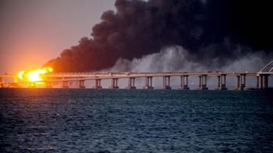 Ochrona z kosmosu, nurkowie, pułapki dźwiękowe, a nawet... delfiny. Tak jest strzeżony most Krymski 