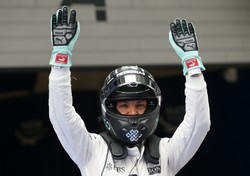 Formuła 1: Rosberg wygrał kwalifikacje w Szanghaju. Hamilton miał awarię i ruszy z ostatniej pozycji