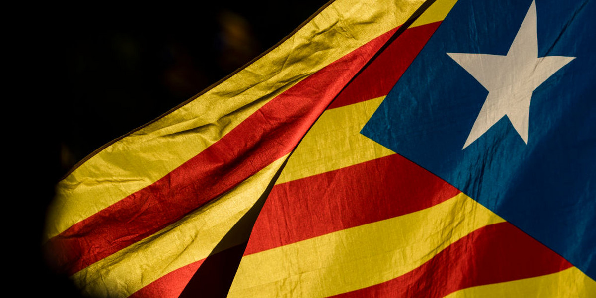 Najnowszy sondaż wskazuje, że coraz mniej jest zwolenników niepodległości Katalonii.