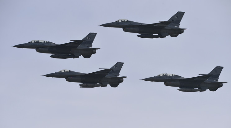 Hat F-16-os vadászgépet vet be Belgium az Iszlám Állam ellen /Illusztáció:AFP