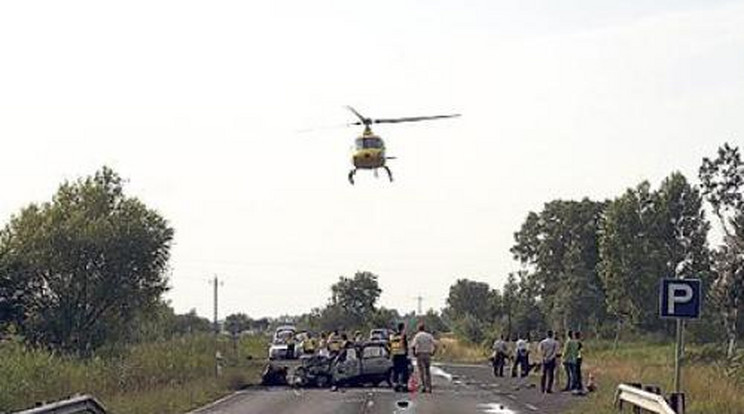 Gyertyákkal emlékeztek a rendőrre a motorosok