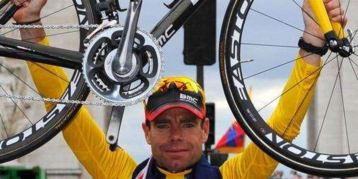 Cadel Evans wraz z żoną adoptuje rocznego chłopczyka