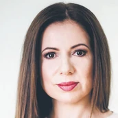 dr Joanna Dziedzic-Bukowska