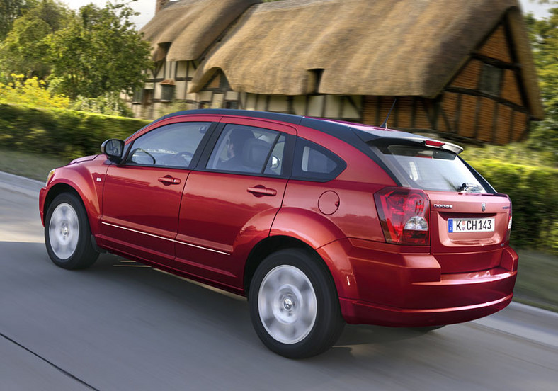 IAA Frankfurt 2009: Dodge Caliber - nowe wnętrze i diesel 2,2 CRD (120 kW, 320 Nm)