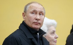 Legitymacja służbowa Putina wystawiona przez niemiecką Stasi. 'Nie należy tego wykluczać'