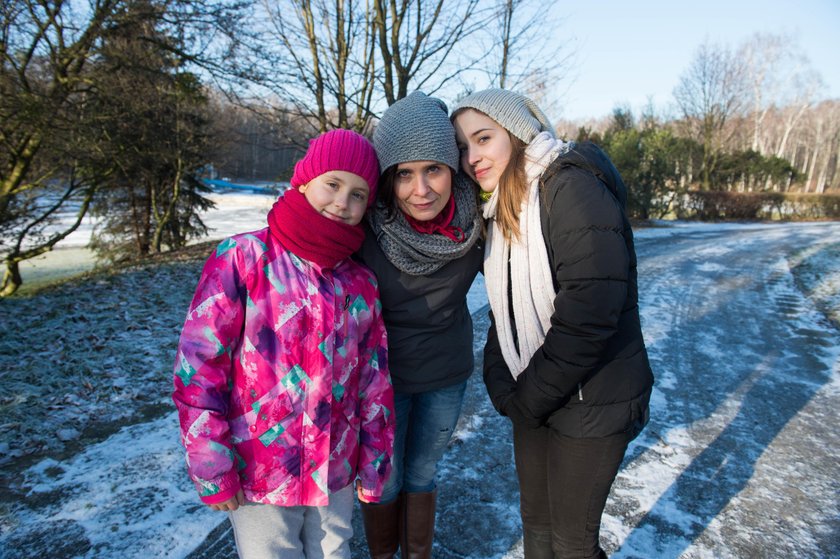 Od lewej : Zosia Kacan (10 l.) , mama Sabina Kacan (39 l.) oraz Wiktoria Gruszka (16 l.)