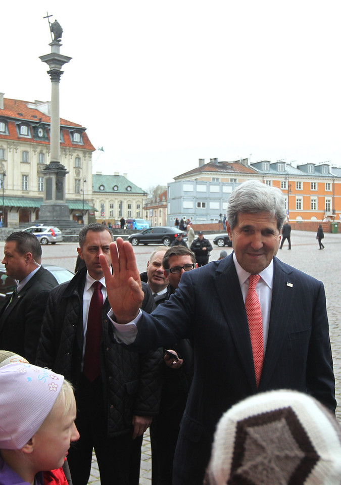 John Kerry spacerował po Warszawie