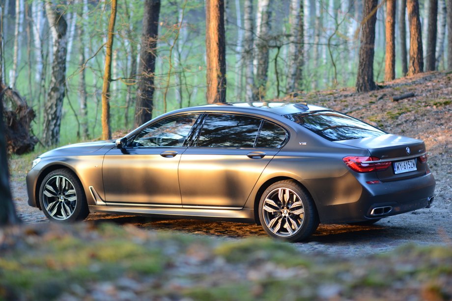 BMW M760Li xDrive