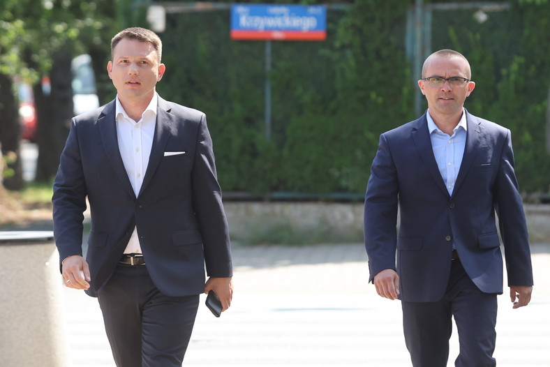 Jakub Banaś i Sławomir Mentzen. Syn szefa NIK kandyduje do Sejmu z list Konfederacji