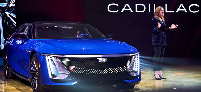 Cadillac pominął księgowych i wypuścił na drogi prototyp! Celestiq to superlimuzyna