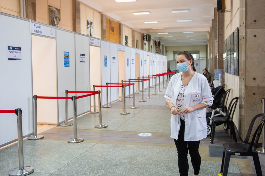 Łódź otwiera drugi punkt szczepień powszechnych w hali MOSIR