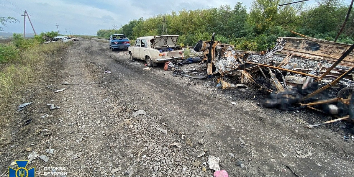 Ukraina: atak na kolumnę aut. Zginęło 20 osób, w tym 10 dzieci.