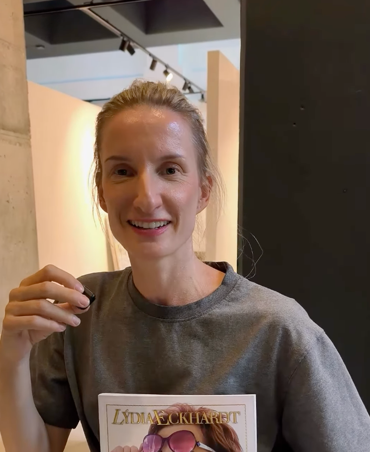 Adela Vinczeová odhalila, že jej vlasy rozstrapatila dcérka Lujza.