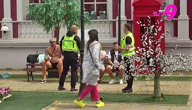 SKANDAL NEVIĐENIH RAZMERA: Bora Santana izgubio kontrolu, uputio JEZIVE kletve Boginji - Obezbeđenje hitno reagovalo!