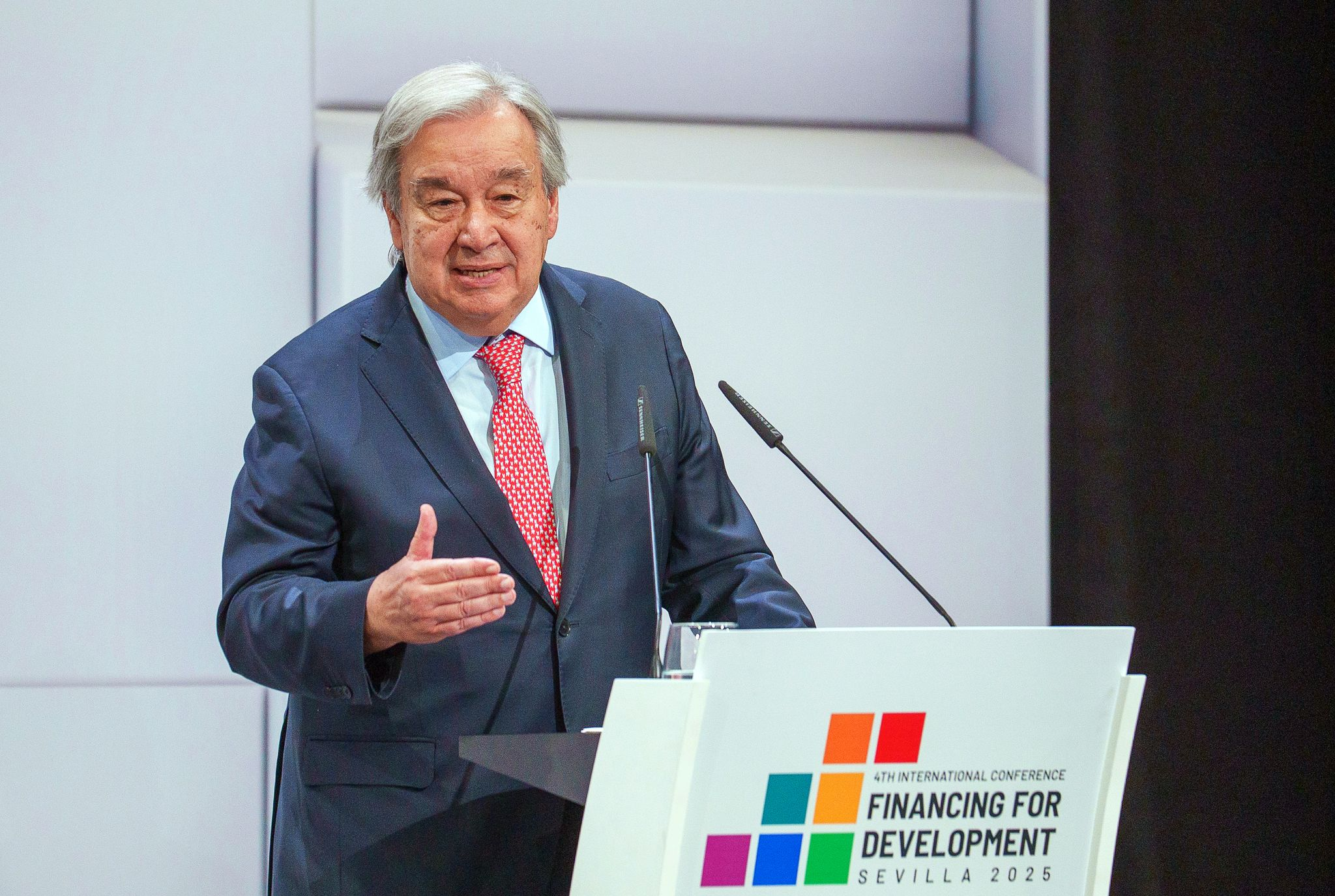 Ukraine-Krieg: UN-Chef fordert sofortige Waffenruhe