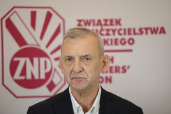 Nowacka potwierdza: HiT znika ze szkół. Broniarz: Zmiany uzasadnione