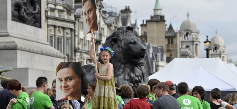 Tysiące osób uczciły pamięć zabitej posłanki Jo Cox