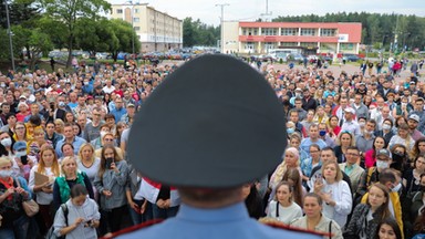 Białoruś: w Mińsku milicyjne suki wróciły na ulice