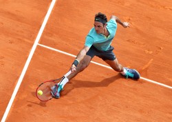 Federer przegrał z Monfilsem w 1/8 finału w Monte Carlo