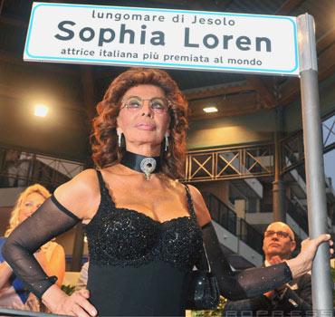 22264_39068-sophia-loren-szexi-divak-sl-d0001320171ed81c3f6b5